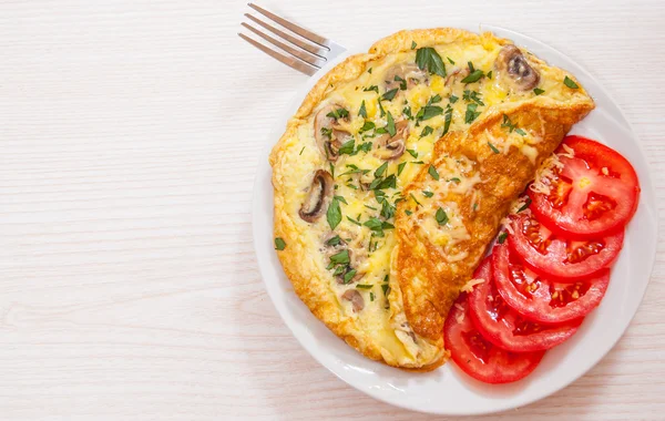 Tortilla con champiñones y queso —  Fotos de Stock