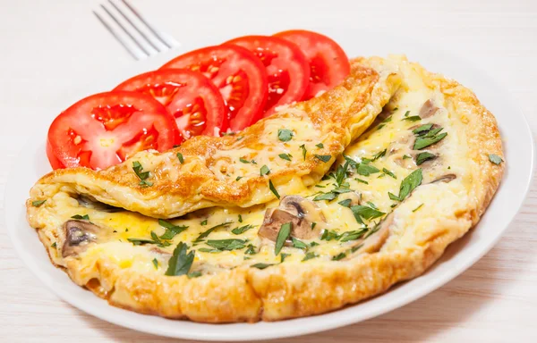 Tortilla con champiñones y queso —  Fotos de Stock