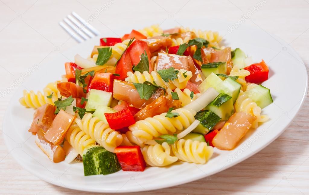 pasta salad with smoked salmon and vegetables