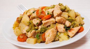 haşlanmış sebze ve et