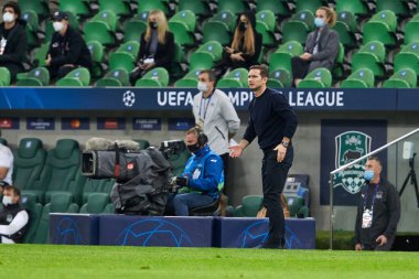 Krasnodar, Rusya - 28 Ekim 2020: Frank Lampard UEFA Şampiyonlar Ligi E Grubu FC Krasnodar ve Chelsea FC arasındaki maç sırasında Chelsea FC 'nin baş antrenörü