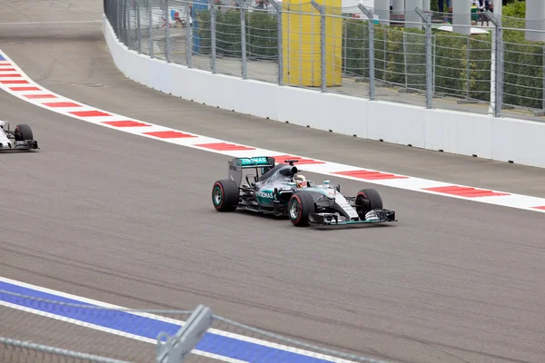 Lewis Hamilton de Mercedes AMG Petronas. Fórmula 1. Sochi Rusia — Foto de Stock