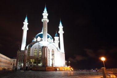 Kazan k kul Şerif (Qolsherif, Kol Sharif, Qol Şerif) Camii