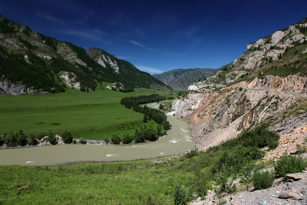 Altajské státní přírodní biosférická rezervace, řeka Chuya, Rusko. — Stock fotografie