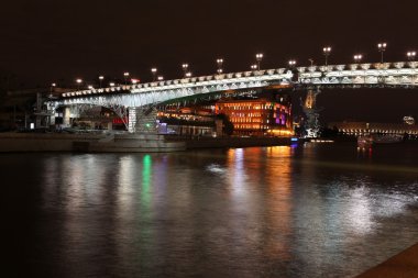 Yaz, Moskova, Russi Patrik Bridge ile Moskova Nehri