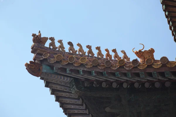 Estátua do telhado na Cidade Proibida — Fotografia de Stock