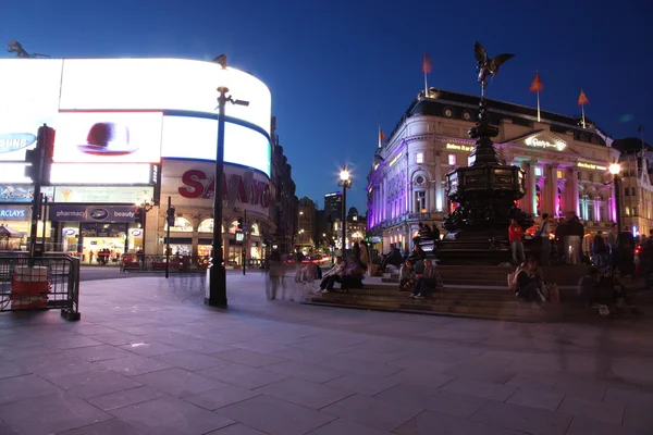 Picadilly Circus en Londres — Foto de Stock