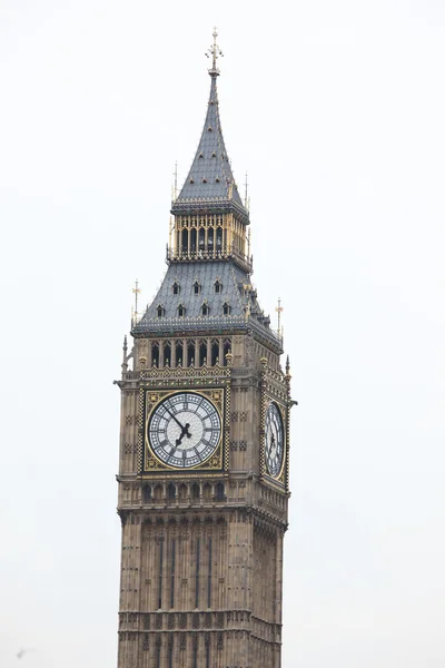 Big ben izolovaných na bílém, gotická architektura Londýn, Velká Británie — Stock fotografie