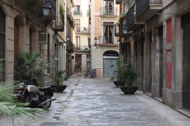 barcelona sokaklarına