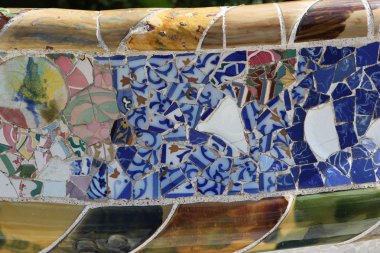 Fragmenes Gaudí mozaik çalışma