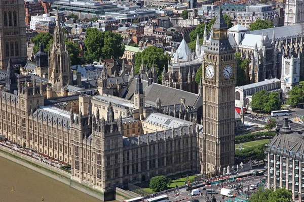 Casa del Parlamento con torre Big Ben Fotos De Stock Sin Royalties Gratis