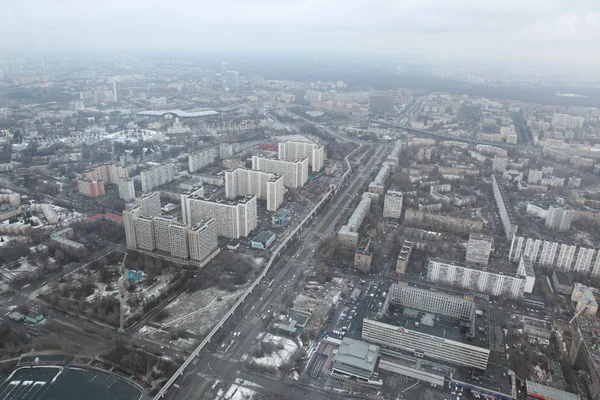 Luftaufnahme der Stadt bei trübem Wetter — Stockfoto