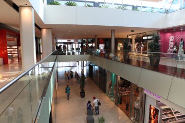 Alışveriş merkezi Barselona