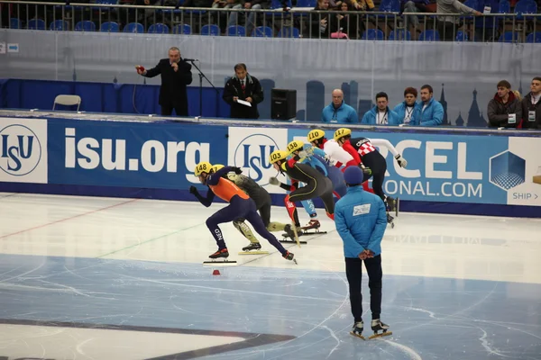 Desportistas de patinagem de velocidade de pista curta — Fotografia de Stock