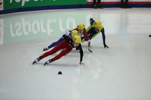 Patinaje de velocidad de pista corta deportistas — Foto de Stock