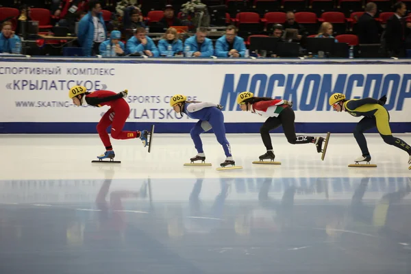 Patinaje de velocidad de pista corta deportistas — Foto de Stock