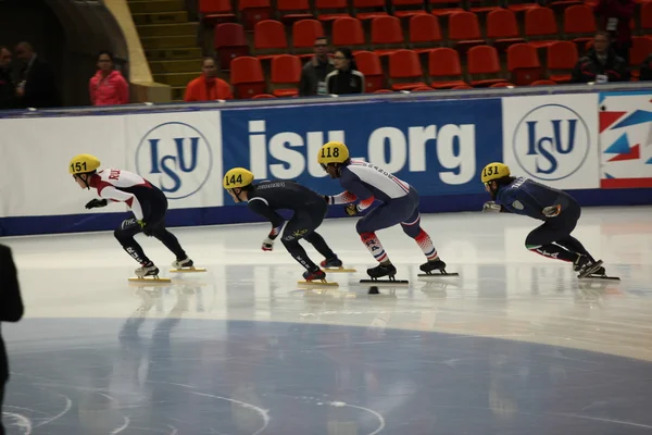 短いトラック速度スケート スポーツマン ビクター、 — ストック写真