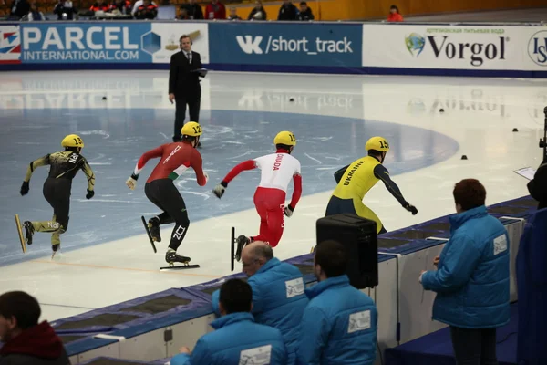 Patinaje de velocidad de pista corta deportistas — Foto de Stock