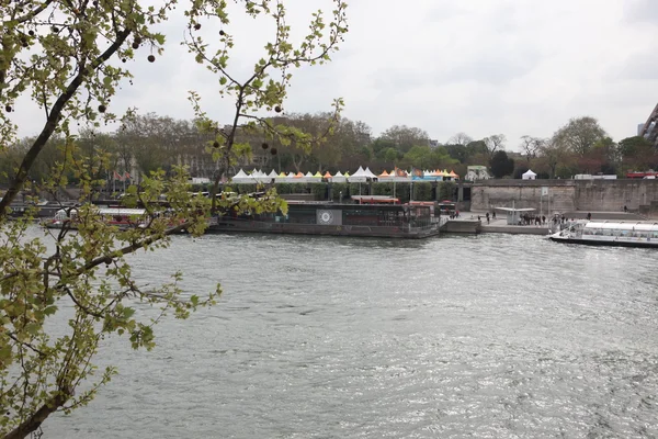 Río Sena en París —  Fotos de Stock