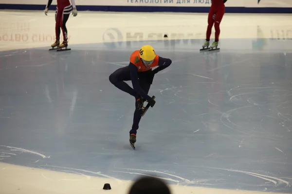 Esportista de patinação de velocidade de pista curta — Fotografia de Stock