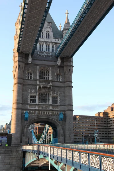 Berömda tower bridge — Stockfoto