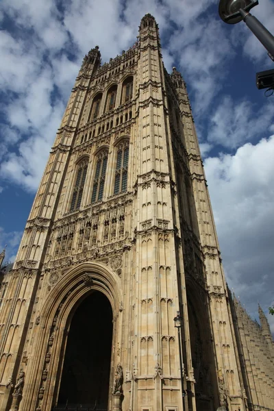 Famoso palacio de Westminster — Foto de Stock