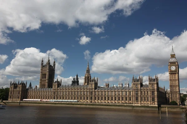 Palácio famoso de Westminster — Fotografia de Stock