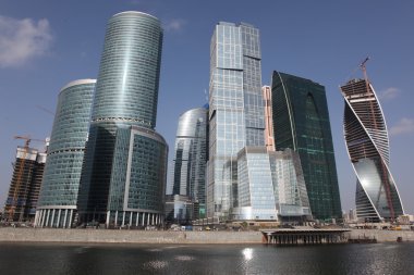 Moskova şehir içinde gökdelenler