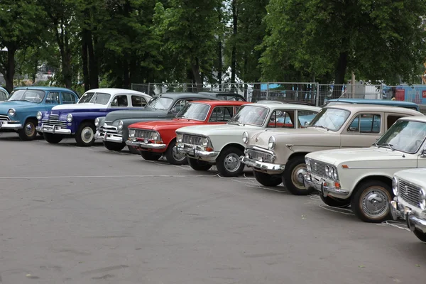 Retro auta v Vdnh v Moskvě — Stock fotografie