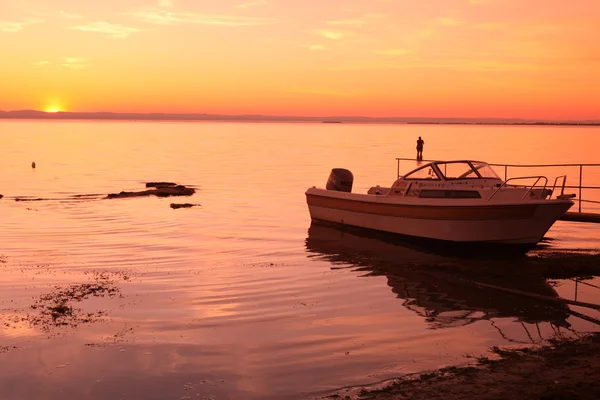 Boat at Lake Baikal, Russia — Stock Photo, Image