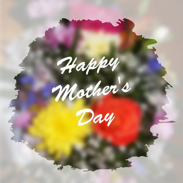 Glücklich Muttertag Schriftzug auf verschwommenem floralen Hintergrund. — Stockvektor