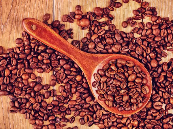 Wooden Spoon With Coffee Beans — Stock Photo, Image