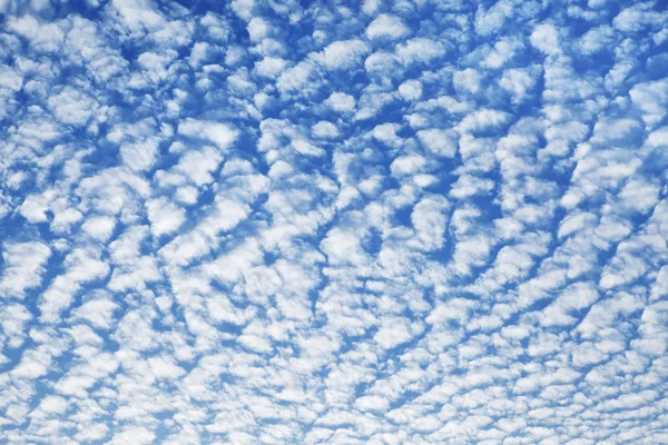altocumulus bulutlar ile cennet