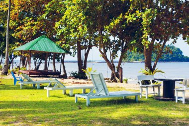 tropikal tatil köyü