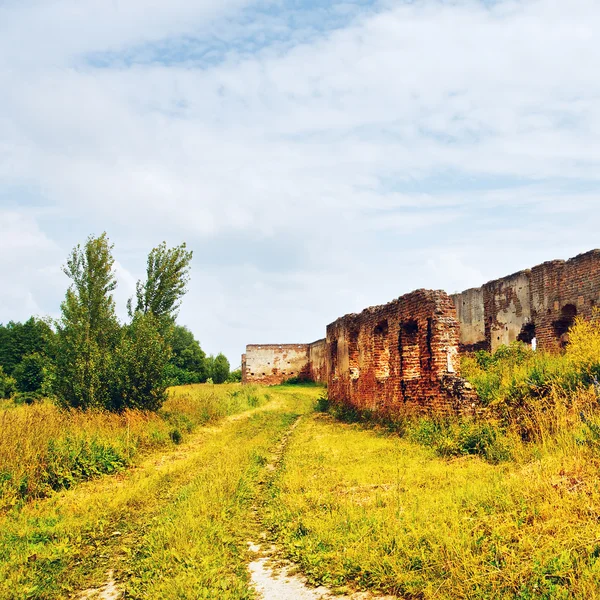Ruínas do antigo castelo — Fotografia de Stock