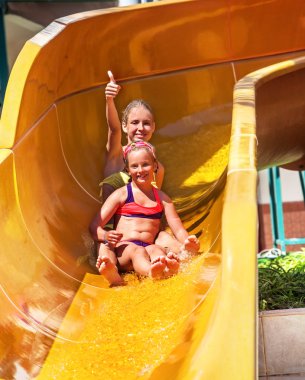 su kaydırağı aquapark, çocuk.