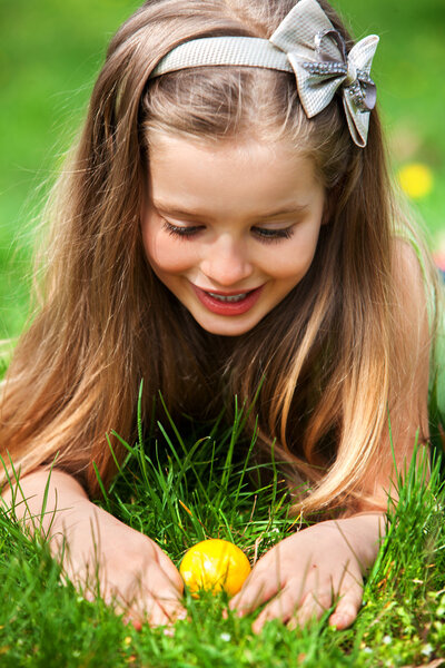 Пасхальное яйцо под открытым небом
.