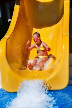su kaydırağı aquapark, çocuk.