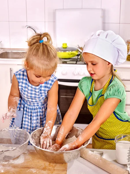 Children  preparing breakfast at kitchen — Stock Photo, Image