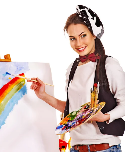 Vrouwelijke kunstenaar op het werk. — Stockfoto
