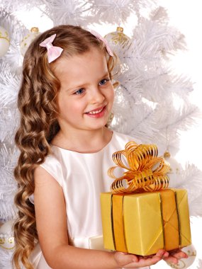 Çocuk hediye kutusu