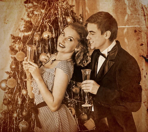 Par på julfest — Stockfoto