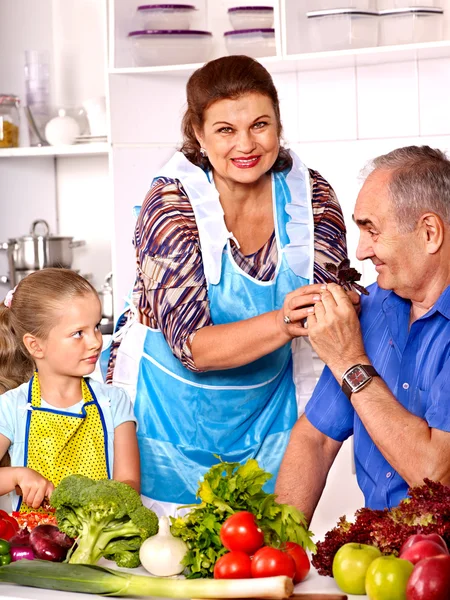 Family cooking — Stock Photo, Image