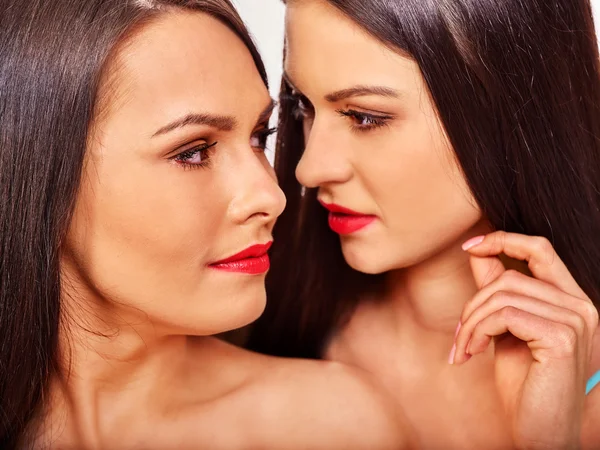 Ikki aseksual erkak va ikki ayol ortasidagi guruh jinsiy aloqa Kamira jinsiy aloqa sirlari 3gq