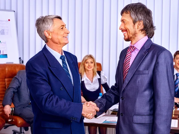 Groep mensen uit het bedrijfsleven in office. — Stockfoto