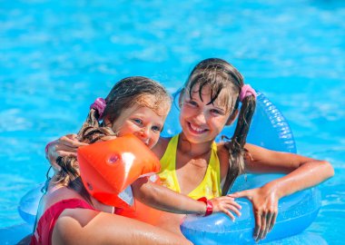 şişme beach yatak yüzmek çocuk.