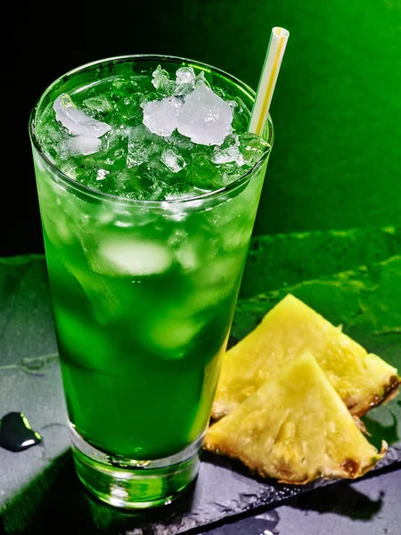 Green pineapple cocktail — Stock Photo, Image