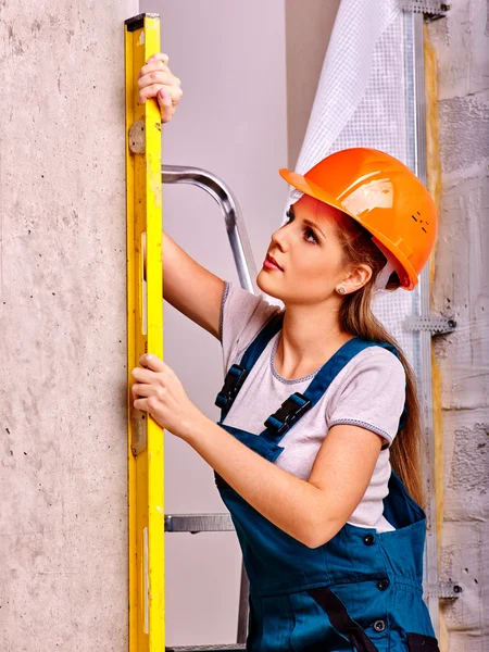 Vrouw in bouwer uniform. — Stockfoto