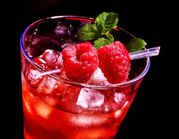 Red cocktail on dark background. — Stock Photo, Image