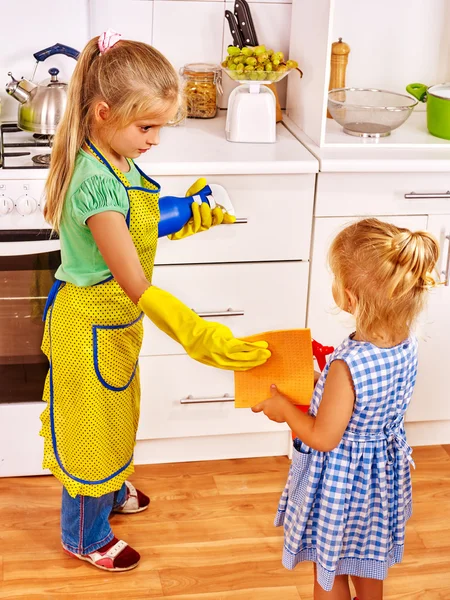 Children cleaning  kitchen. — Stock Photo, Image